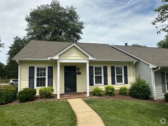 Building Photo - 6817 Fairpoint Ct