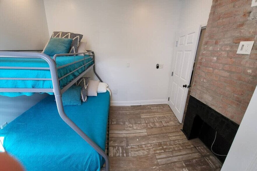 Building Photo - 1133 Reverend John Raphael Jr Way