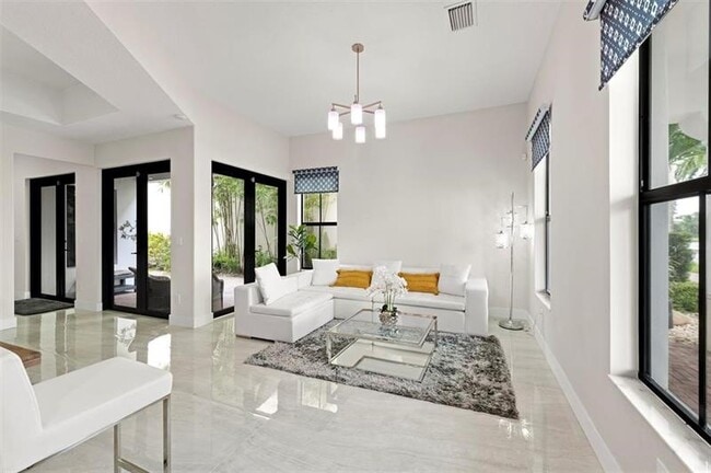 Building Photo - 8315 NW 38th St
