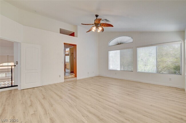 Building Photo - 8401 Desert Quail Dr