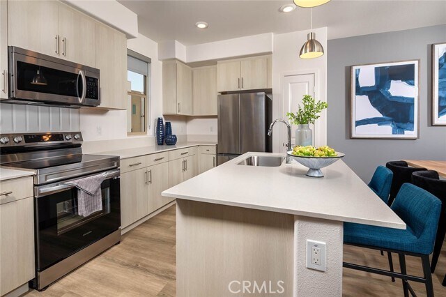 Building Photo - 27873 S Jameson Dr