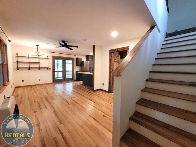 Building Photo - Beautiful 1 Bedroom Home with a Loft