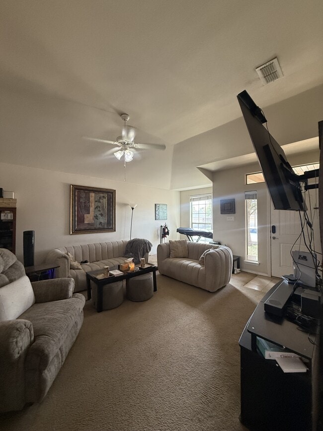 Building Photo - 6914 95th St