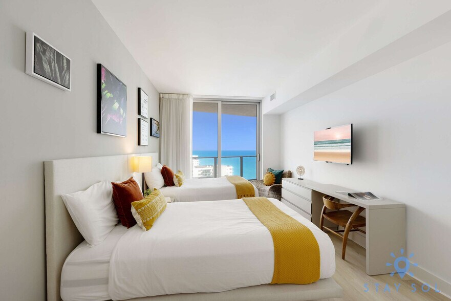 Building Photo - 4111 S Ocean Dr
