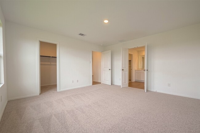 Building Photo - 3106 Elm Br Dr