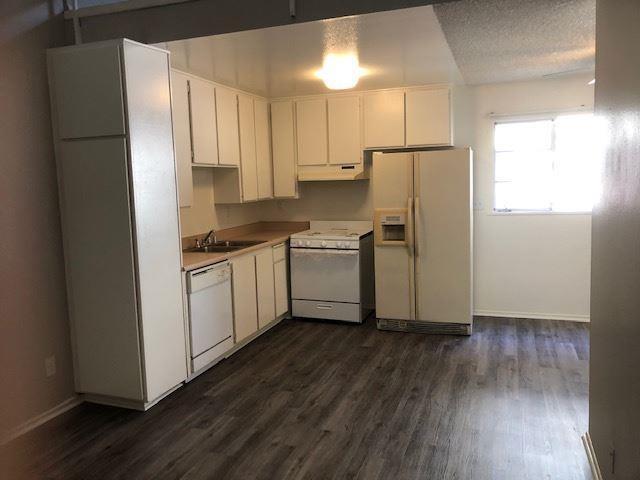 Interior Photo - Las Casitas Apartments