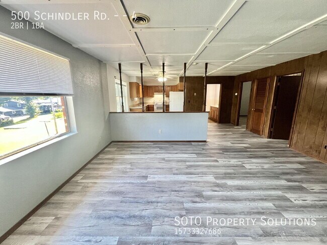 Building Photo - 500 Schindler Rd