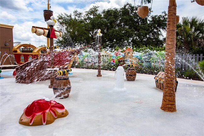 Building Photo - 686 Longboat Dr