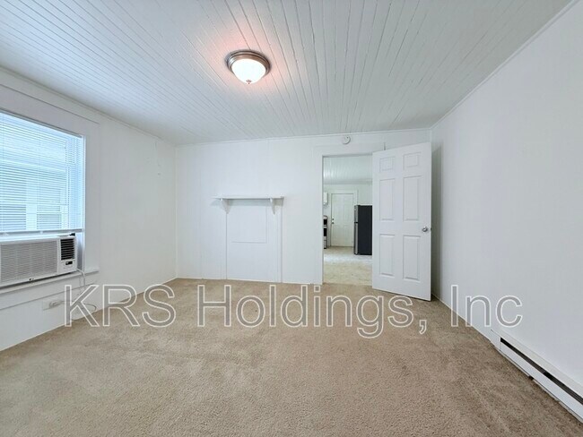 Building Photo - 1020 Lancaster St
