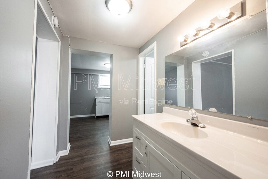 Building Photo - 7046 US-36