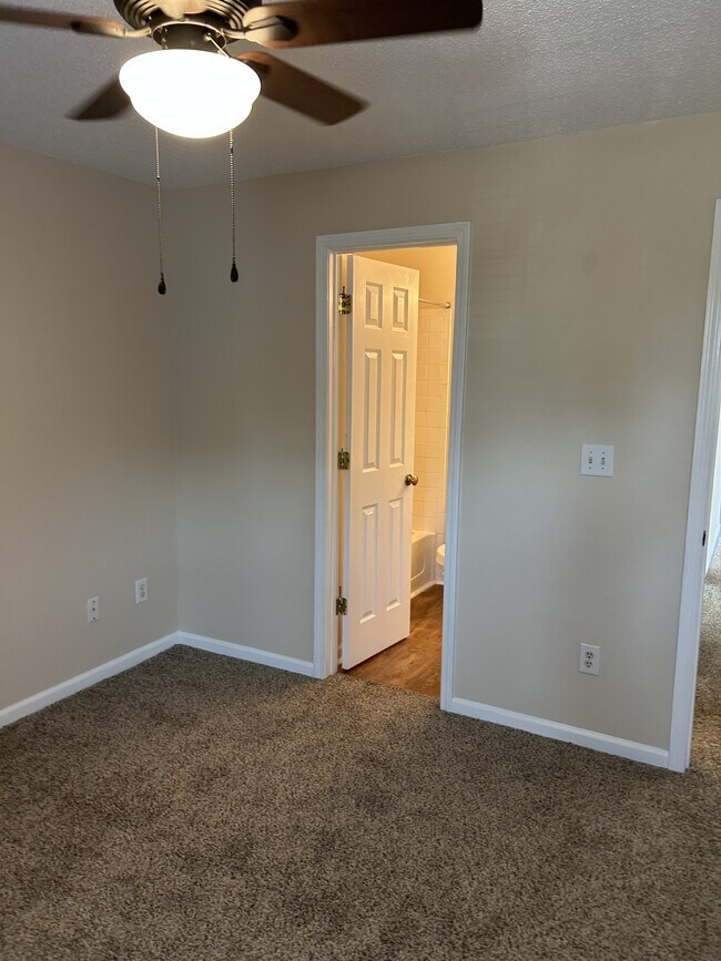 Building Photo - 3792 Hitchcock Way