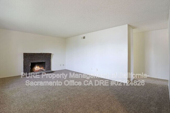 Building Photo - 6101 Tupelo Dr
