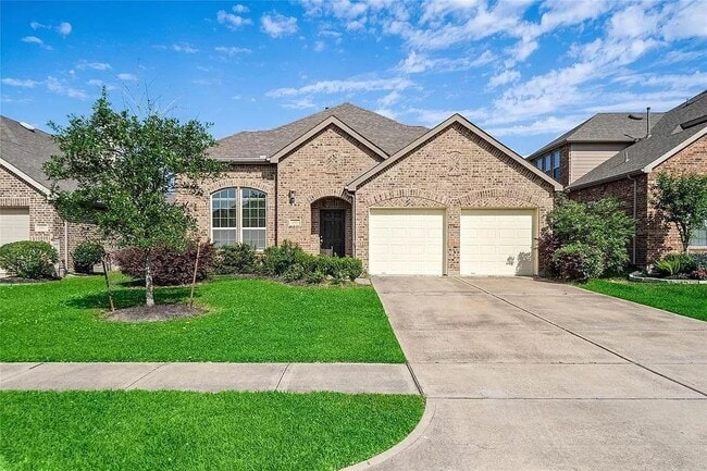 Primary Photo - 605 Chesterfield Ln