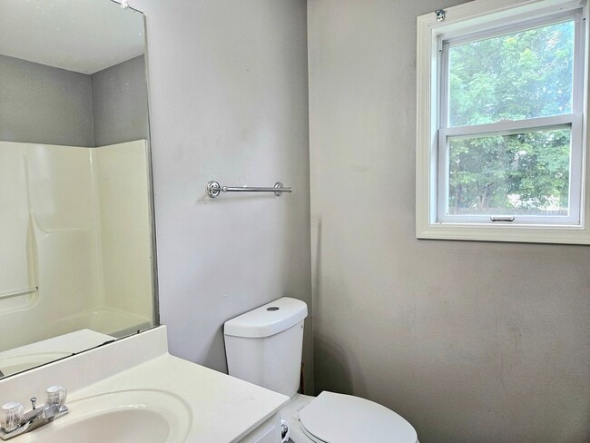 Building Photo - 1331 Hugh Hunter Rd
