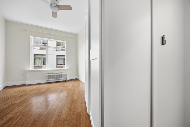 Building Photo - 217 Newark Ave