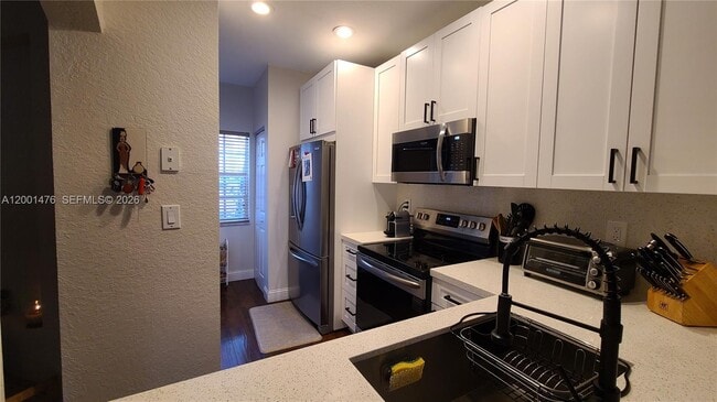 Building Photo - 5791 NW 116th Ave