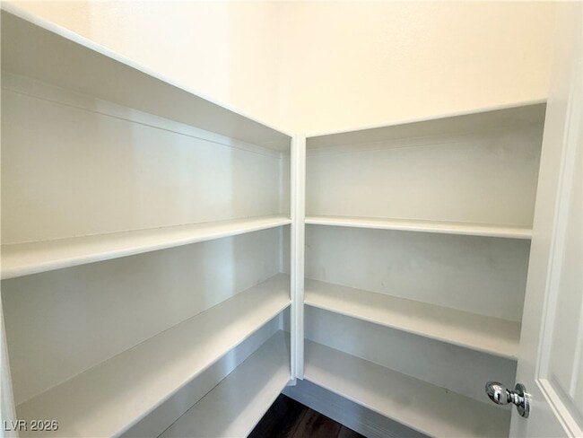 Building Photo - 5414 Enchanted Rose St