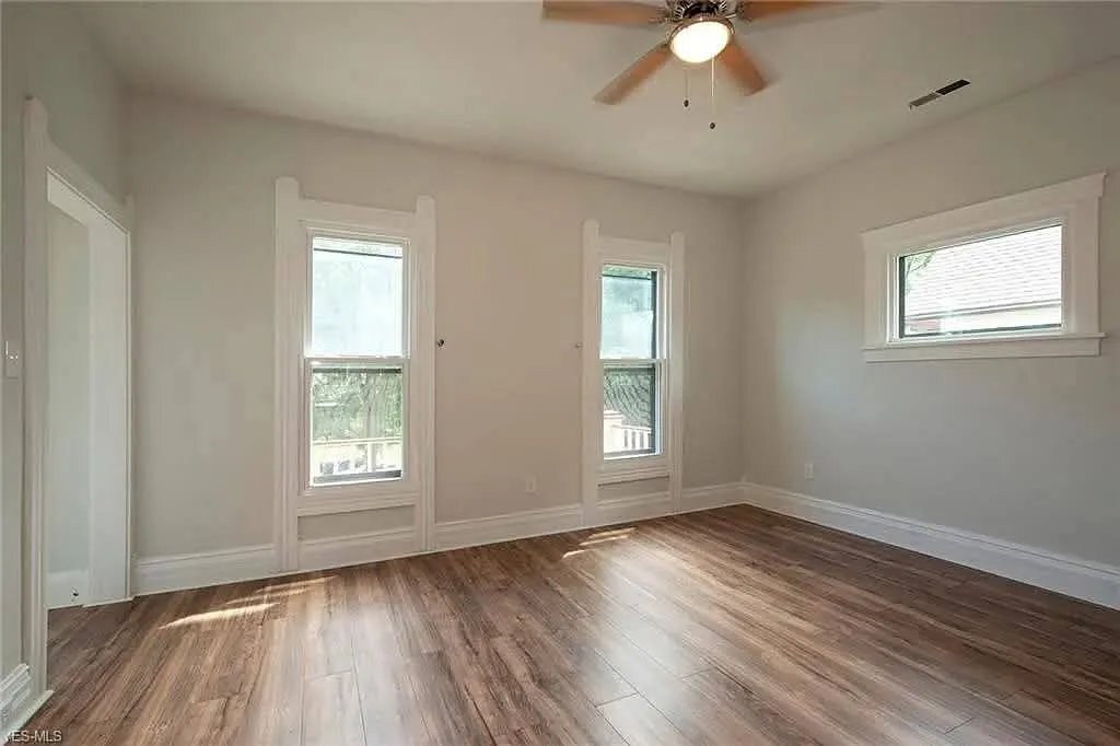 Building Photo - 3204 Archwood Ave