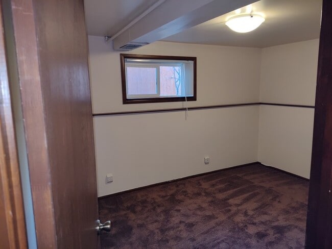 Building Photo - 3156 Lehman Ave