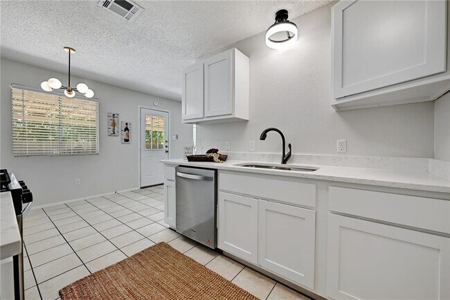 Building Photo - 7303 Sir Gawain Dr