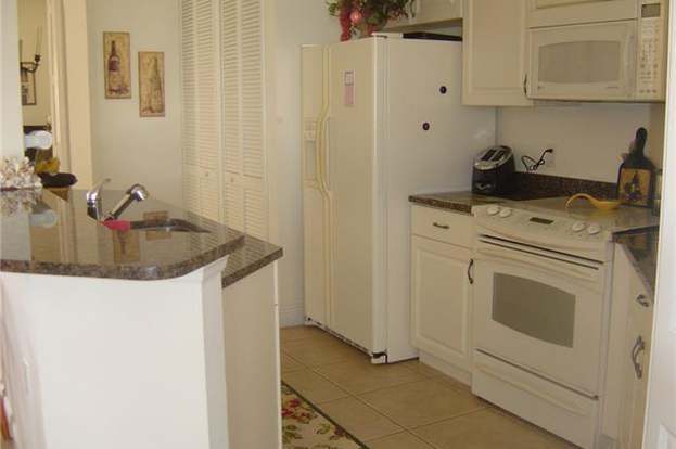 Building Photo - 1370 Sweetwater Cove