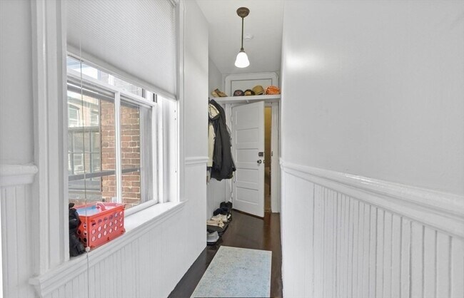 Building Photo - 73 Revere St