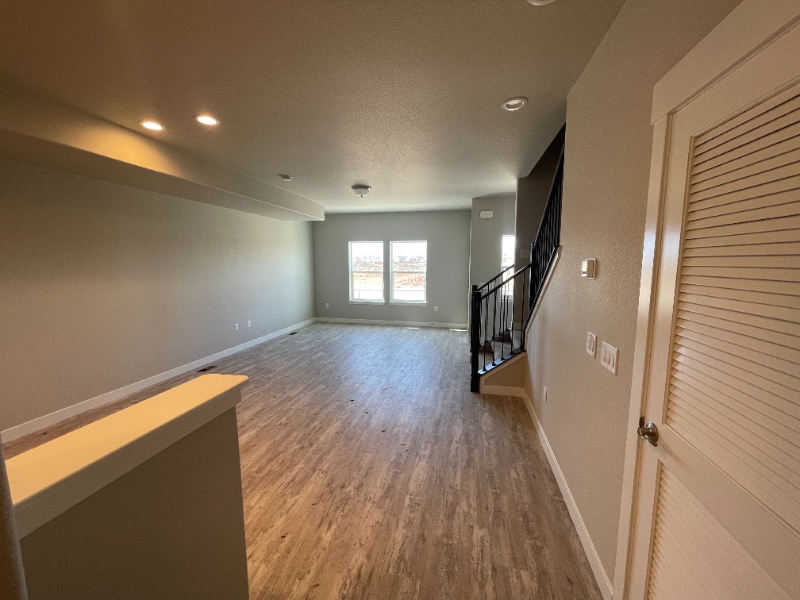 Building Photo - 6565 Carriage Meadows Dr