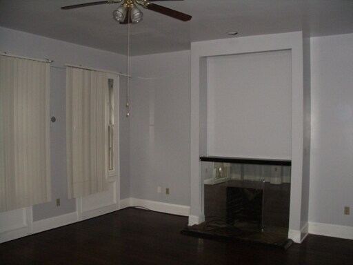 Master Bedroom - 412 E Liberty St