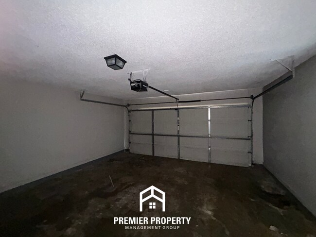 Building Photo - 4049 Powder Mill Cove