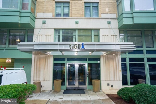 Building Photo - 1150 K St NW
