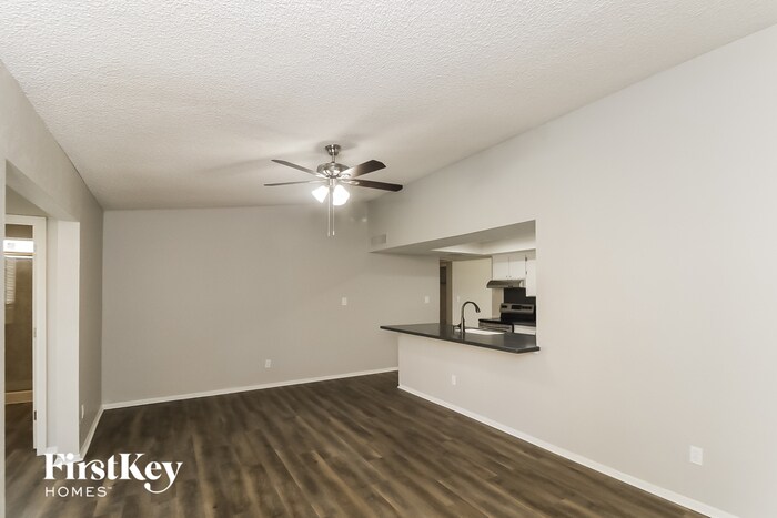 Building Photo - 4050 E Walatowa St