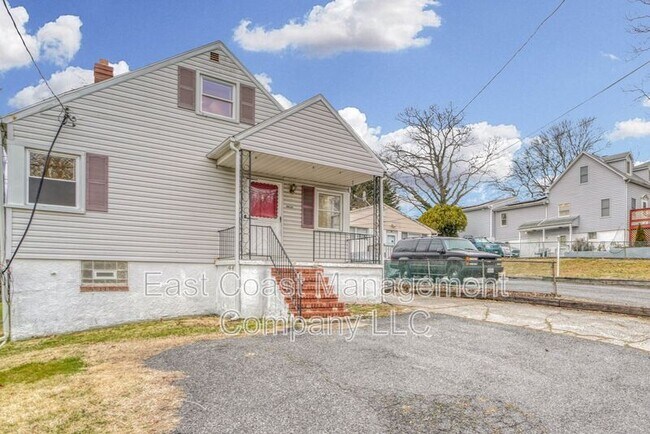 Building Photo - 9616 Mason Ave