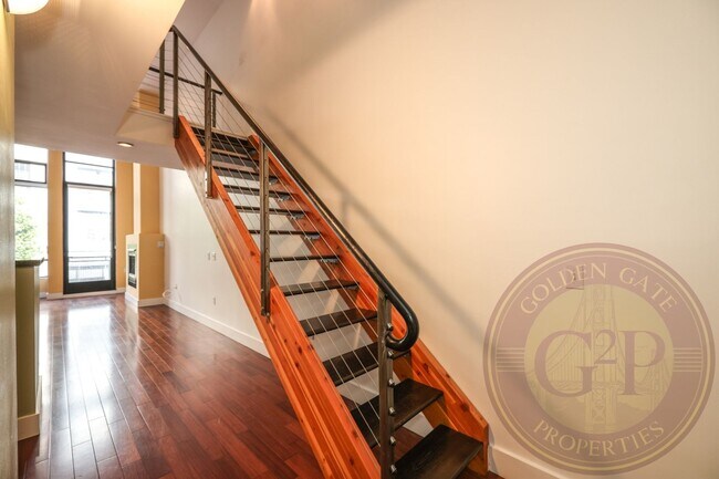 Building Photo - South Beach - 1 BR, 2 BA Loft 873 Sq. Ft. - 3D Virtual Tour, Parking, Block from Giants Stadium