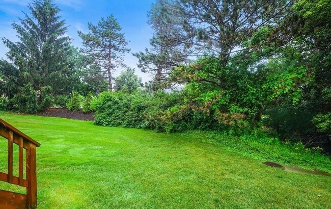 Building Photo - 24267 Weathervane Ct