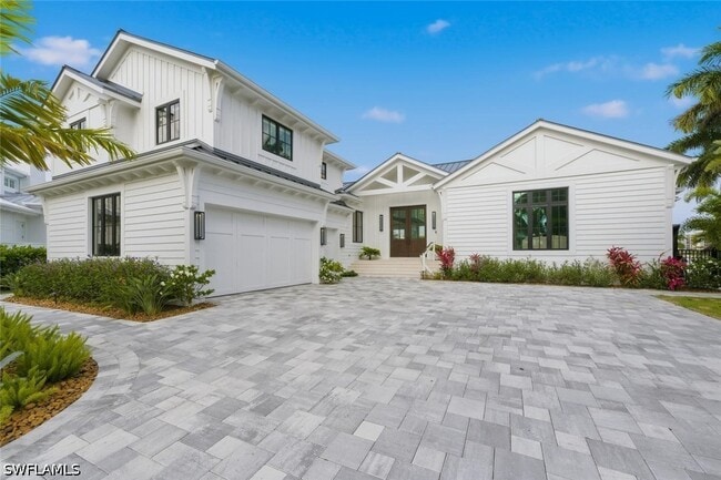 Building Photo - 200 Bahia Point