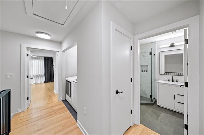 Building Photo - 1364 Rietveld Row NW