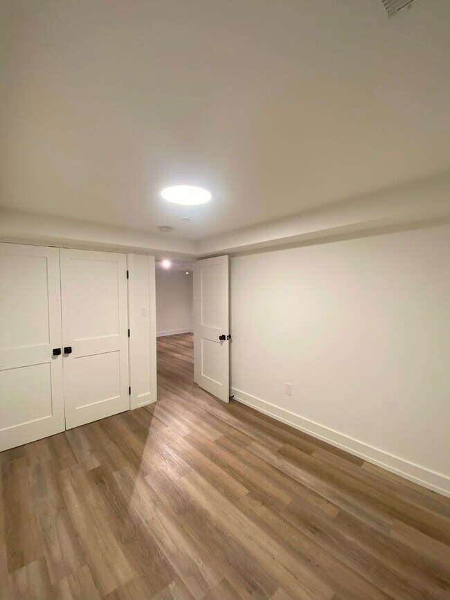 Building Photo - Modern Petworth 2-Bed/Bath with Outdoor Space and All Utilities.