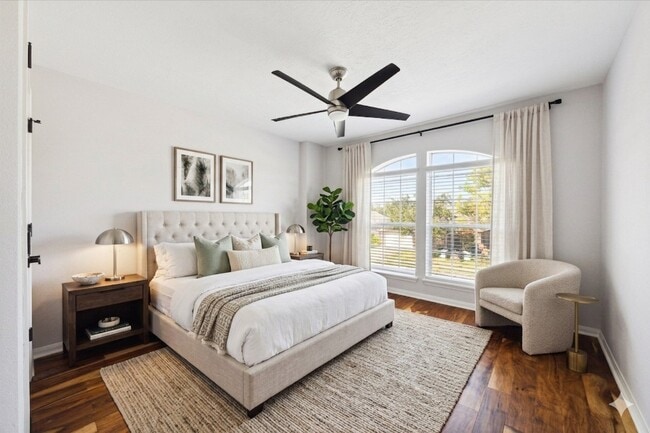 Building Photo - 3629 Pine Valley Dr