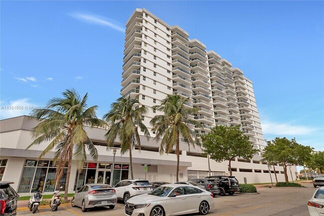 Building Photo - 2401 Collins Ave