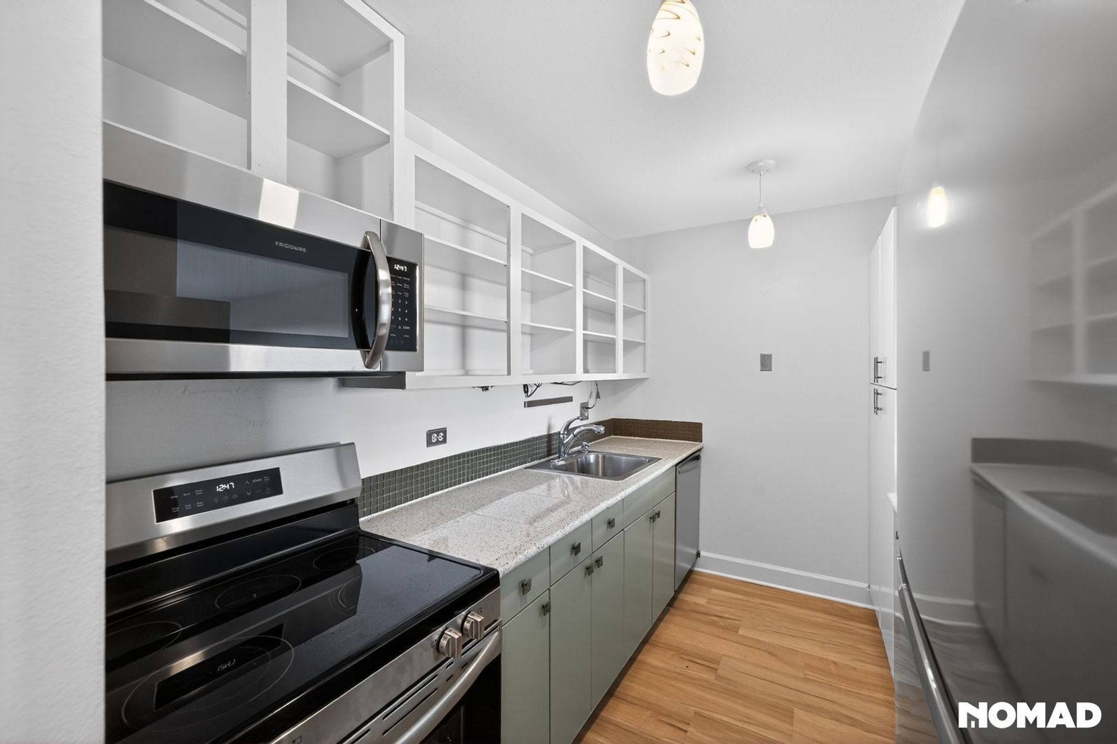 Building Photo - 700 N Washington St