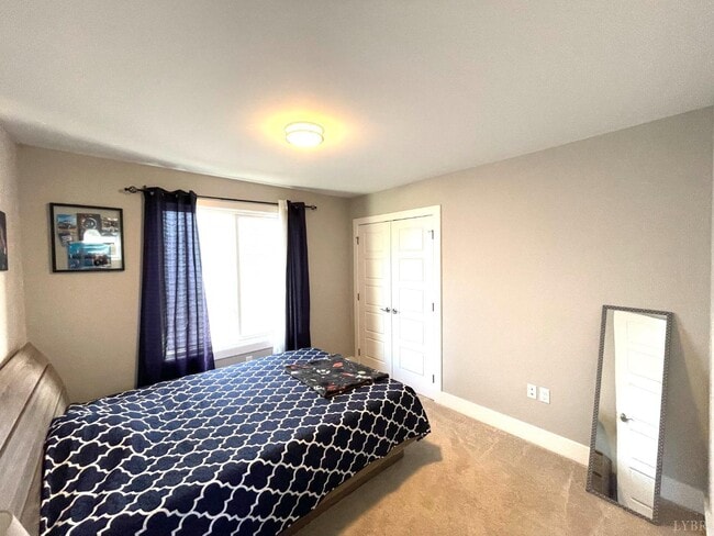 Building Photo - 3046 Fulton St