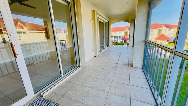 Building Photo - 107 Half Moon Cir