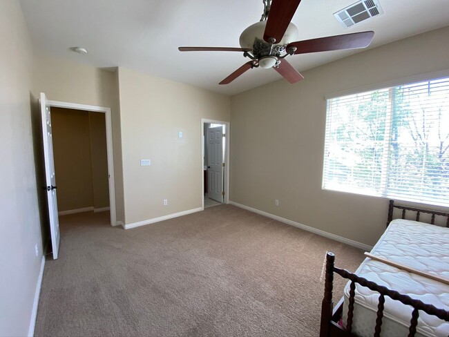 Building Photo - Gorgeous 2 Story Home Available Soon in Ga...