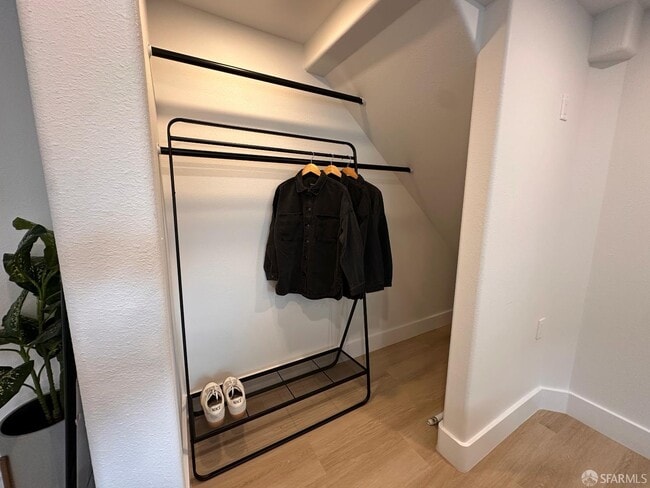 Building Photo - 480 Monterey St