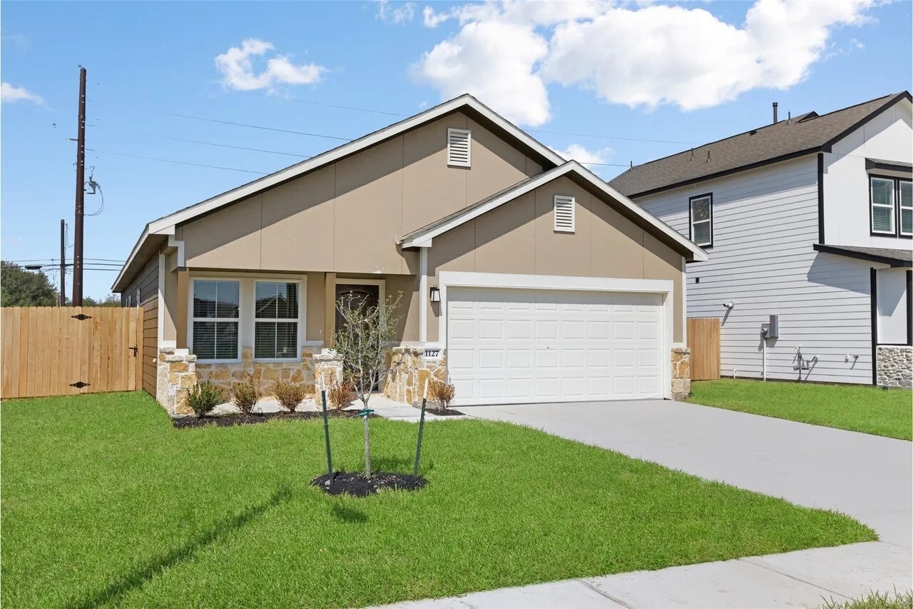 Building Photo - 1127 Santee Ct