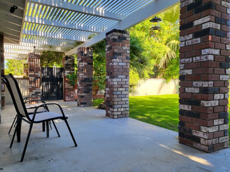 Building Photo - 32771 Whispering Palms Trail