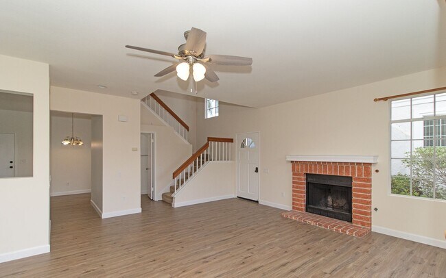 Building Photo - Home in the Community of Del Mar Highlands!