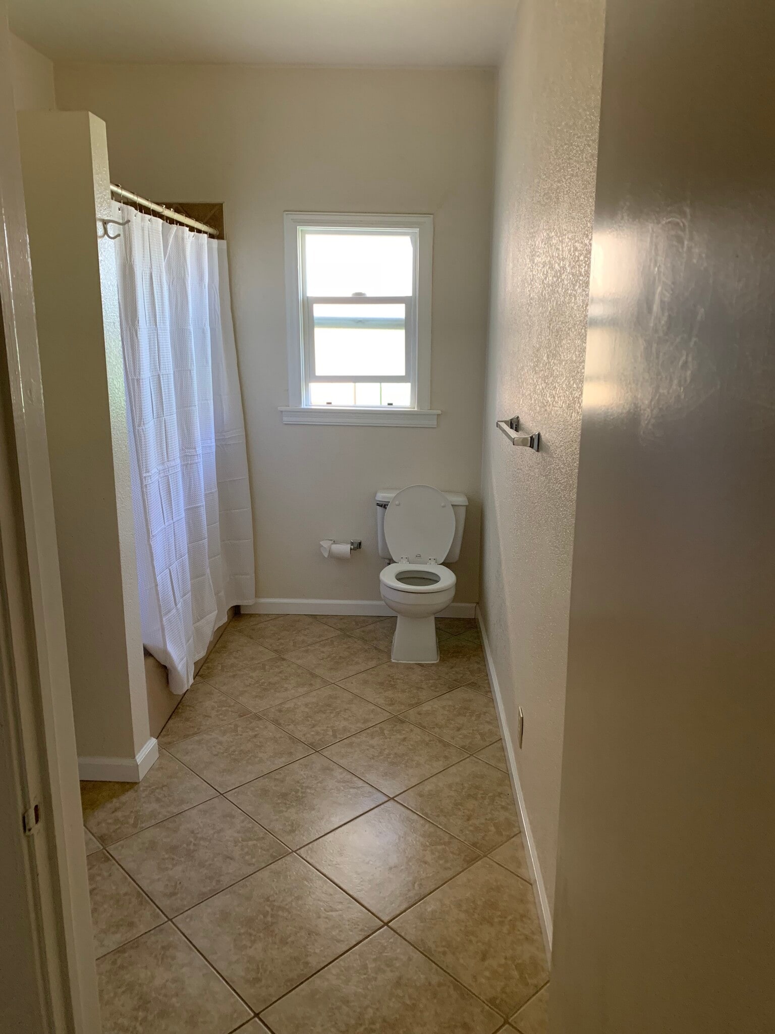 Building Photo - 35 E 8th St