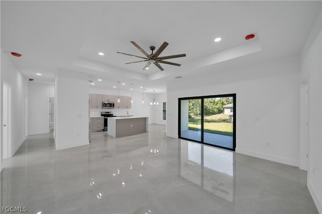 Building Photo - 1904 East 11th Street