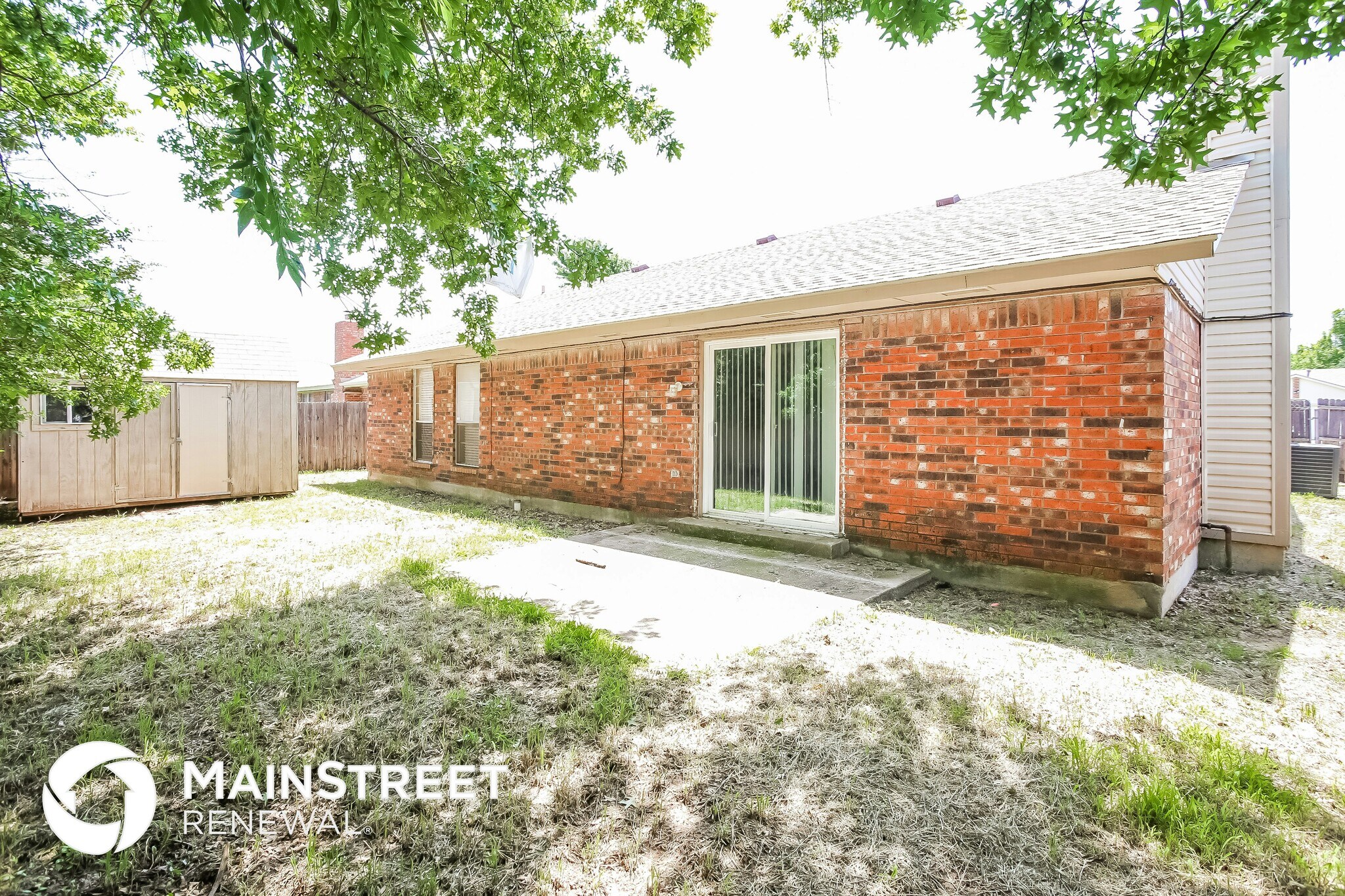 Building Photo - 1001 Walsh Ln